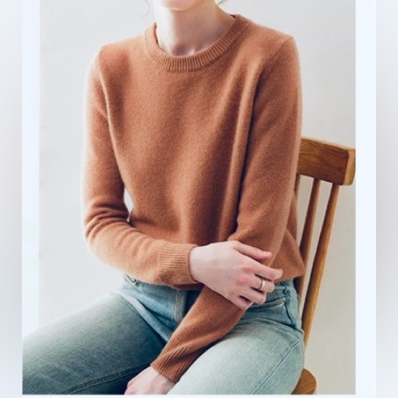 Quince Sweaters - Quince Mongolian Cashmere Crewneck Sweater in Chestnut